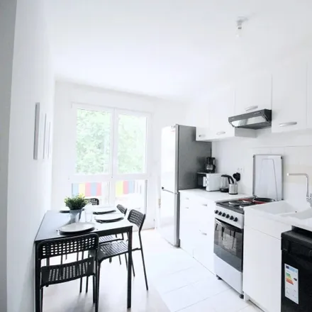 Image 5 - Résidence Amadeus - Bâtiment C, 27 Rue Mozart, 92110 Clichy, France - Apartment for rent