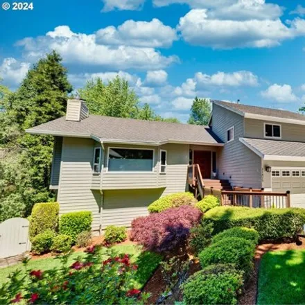 Buy this 4 bed house on 11475 Southwest Venus Court in Tigard, OR 97223