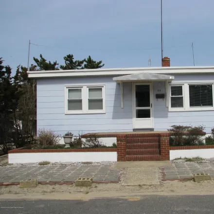 Image 2 - 23 North 10th Street, Surf City, Ocean County, NJ 08008, USA - House for rent