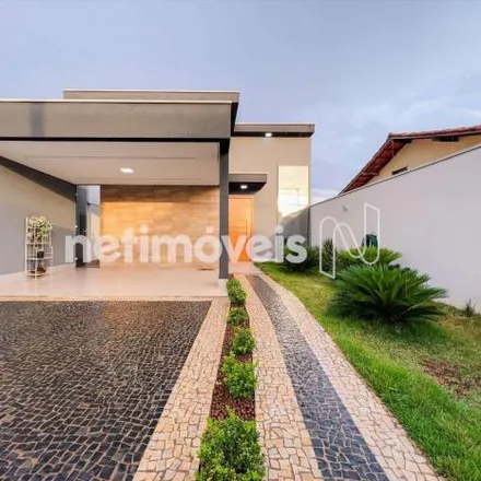 Buy this 3 bed house on SHVP - Rua 12 - Chácara 306 in Vicente Pires - Federal District, 72007