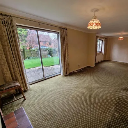 Image 5 - 16 Augustine Grove, Sutton Coldfield, B74 4XX, United Kingdom - House for rent