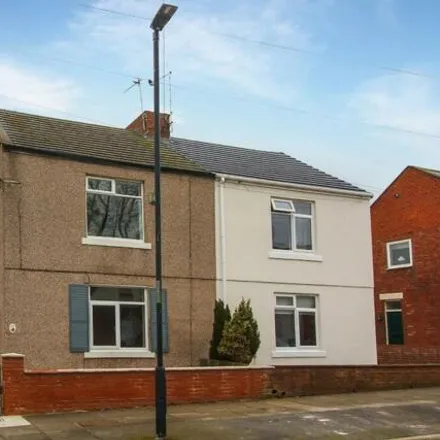 Buy this 2 bed duplex on Holly Avenue in Shiremoor, NE25 9JH