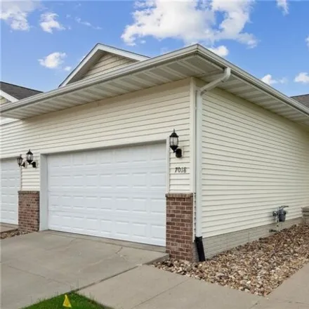Buy this 3 bed condo on 7046 Waterview Drive Southwest in Cedar Rapids, IA 52404