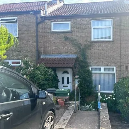 Rent this 3 bed house on Tarwick Drive in Cardiff, CF3 0AF
