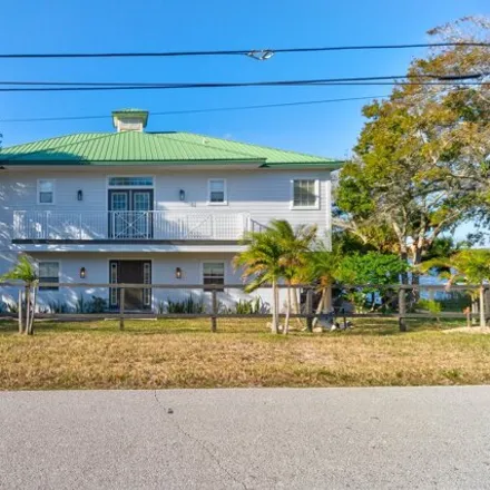 Image 1 - 2500 John Anderson Drive, Ormond-by-the-Sea, Ormond Beach, FL 32176, USA - House for sale