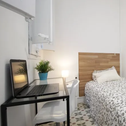 Rent this 7 bed room on Carrer de Sant Pere Més Alt in 31, 08003 Barcelona