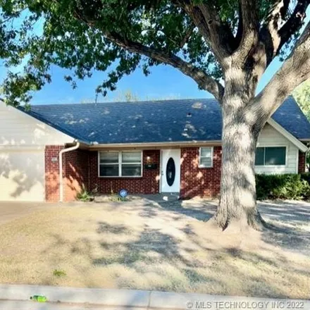 Buy this 3 bed house on 3925 South 96th East Avenue in Tulsa, OK 74145