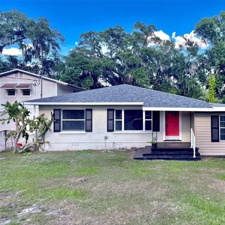 Buy this 4 bed house on 901 North Ferrell Street in Plant City, FL 33563