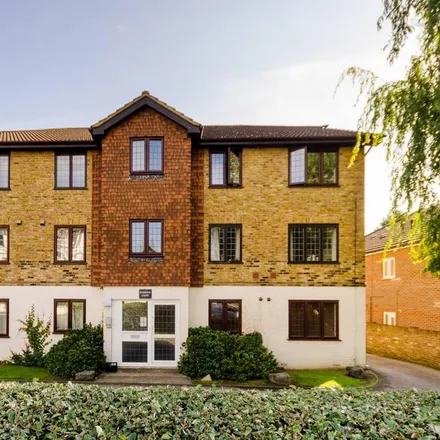 Rent this 1 bed apartment on 41 Hook Road in London, KT6 5BH