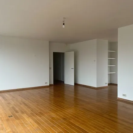 Rent this 2 bed apartment on Markt 3;3B in 8790 Waregem, Belgium