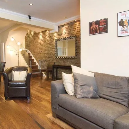 Rent this 4 bed house on 5 Violet Hill in London, NW8 9XT
