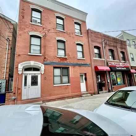 Image 1 - Evangelical Gospel Tabernacle, West 27th Street, Bayonne, NJ 07002, USA - Apartment for rent