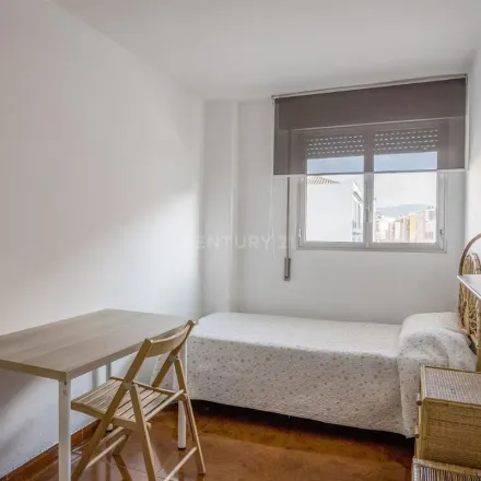 Rent this 3 bed apartment on Calle Pablo Iglesias in 38203 San Cristóbal de La Laguna, Spain