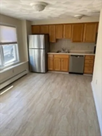 Image 3 - 59 Walnut Street, Franklin Park, Revere, MA 01906, USA - Apartment for rent