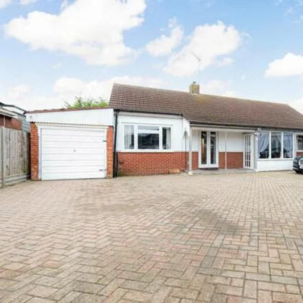 Buy this 3 bed house on Saddleton Road in Seasalter, CT5 4JB