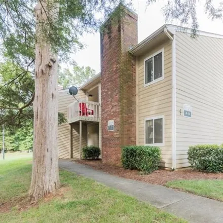 Rent this 1 bed condo on 3025 Heathstead Place in Charlotte, NC 28210