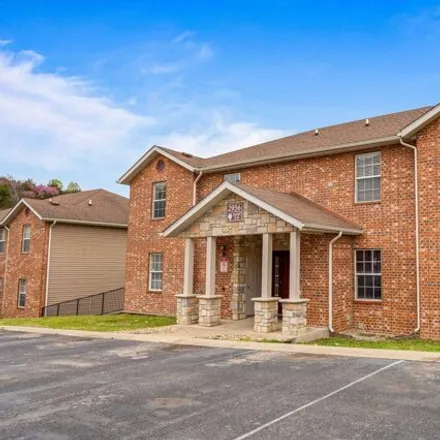 Buy this 6 bed condo on Vineyards Parkway in Taney County, MO 65516