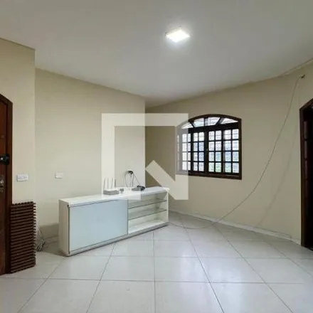 Rent this 2 bed house on Rua Marechal Deodoro in Jardim Itaquiti, Barueri - SP