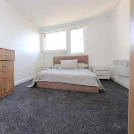 Rent this studio house on 1-6 Crayford Mews in Bakers Field, London