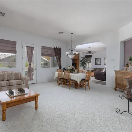 Image 8 - 5214 Shadow View Street, Spring Valley, NV 89148, USA - House for sale