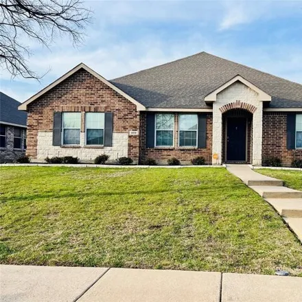 Buy this 3 bed house on 488 Foliage Circle in Red Oak, TX 75154