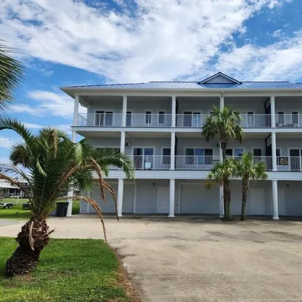 Buy this 3 bed condo on 6000 Admiral Craik Drive in Grand Isle, Jefferson Parish