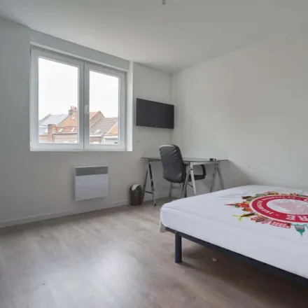 Rent this 2 bed room on 212 Avenue du Général Leclerc / Avenue Jean Jaurès in 59790 Ronchin, France