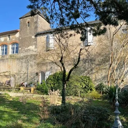 Buy this 5 bed townhouse on Ruffec in Charente, France