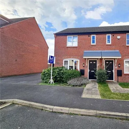 Buy this 3 bed duplex on Kimbolton Way in Thulston, DE24 5BD