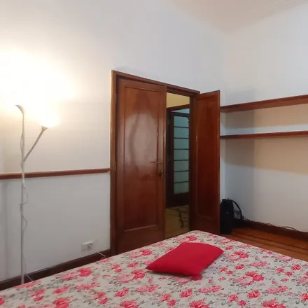 Rent this 3 bed room on Panama/Lisbona in Via Panama, 00197 Rome RM
