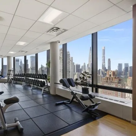 Image 2 - Solow Tower, 2nd Avenue, New York, NY 10035, USA - House for rent