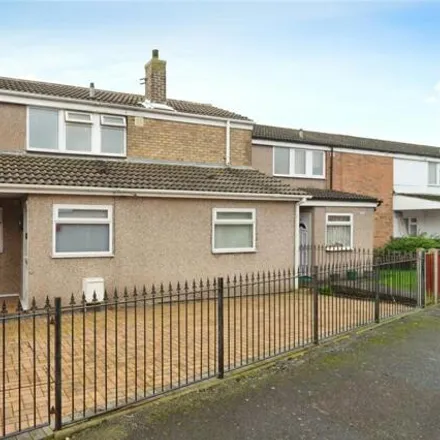 Buy this 3 bed townhouse on Austen Close in Tilbury, RM18 8DA
