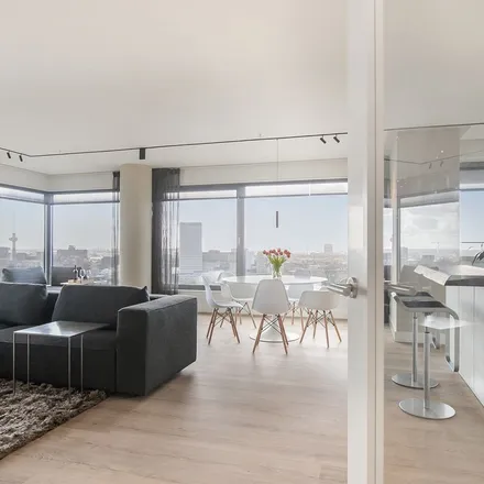 Rent this 3 bed apartment on CoolTower in Baan, 3011 CB Rotterdam