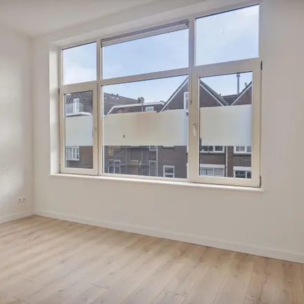 Rent this 4 bed apartment on Aelbrechtskade 122B in 3023 JE Rotterdam, Netherlands