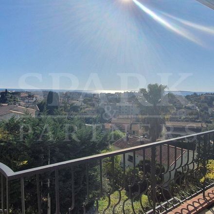 Rent this 5 bed apartment on 1 Place Général de Gaulle in 06600 Antibes, France