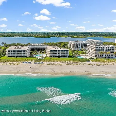 Image 6 - 2643 South Ocean Boulevard, Palm Beach, Palm Beach County, FL 33480, USA - Condo for sale