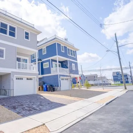 Buy this 4 bed house on NJ 35 in Ortley Beach, Toms River