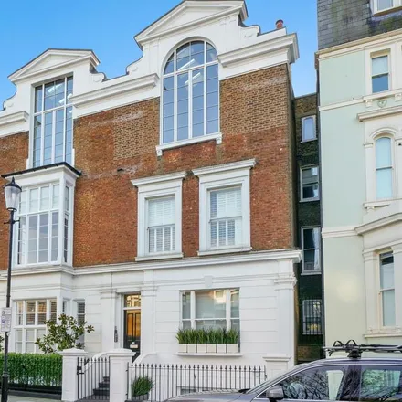 Image 4 - 35 Blenheim Crescent, London, W11 2EF, United Kingdom - Apartment for rent
