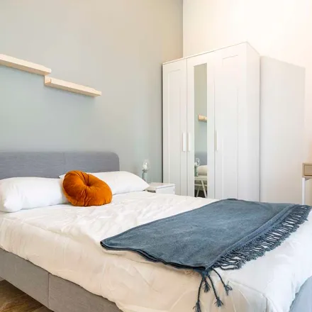 Rent this 1 bed apartment on Via Valsugana in 20139 Milan MI, Italy