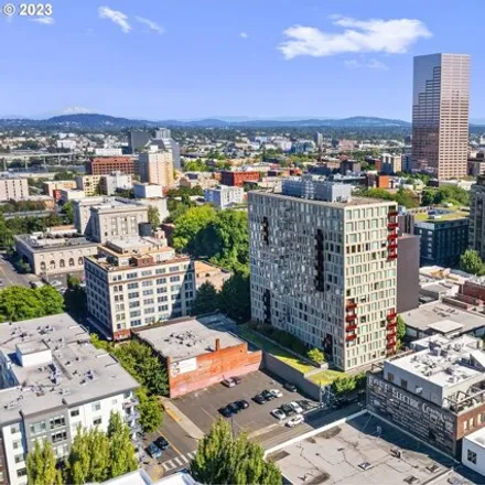 Image 2 - 937 Condominiums, 937 Northwest Glisan Street, Portland, OR 97209, USA - Condo for sale