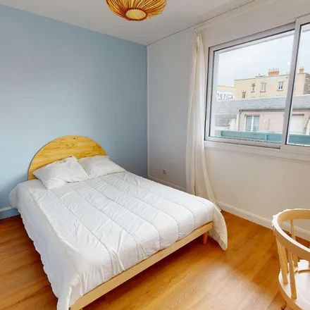 Rent this 3 bed apartment on 1 Rue des Prés Bas in 63000 Clermont-Ferrand, France
