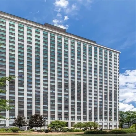 Buy this 1 bed condo on Gateway Towers in 320 Fort Duquesne Boulevard, Pittsburgh