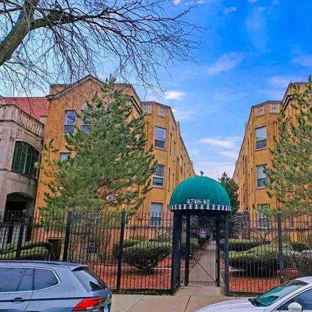 Rent this 1 bed apartment on 4742-4748 South Drexel Boulevard in Chicago, IL 60615