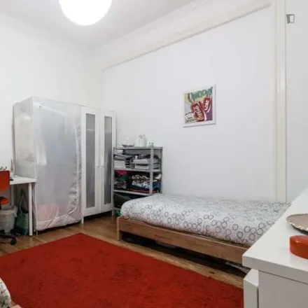 Rent this 4 bed room on Ciclovia Avenida Rovisco Pais 8 in 1000-268 Lisbon, Portugal