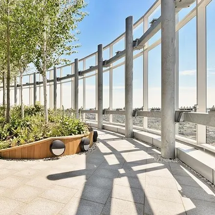 Image 7 - Sky Gardens, 22 Wyvil Road, London, SW8 2TG, United Kingdom - Apartment for rent