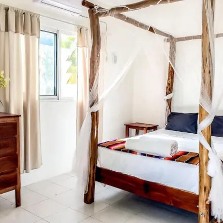 Buy this 6 bed house on Posada El Faro in 40, 97707 El Cuyo