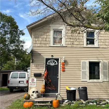 Buy this 3 bed house on 506 State Street in Village of Canastota, NY 13032