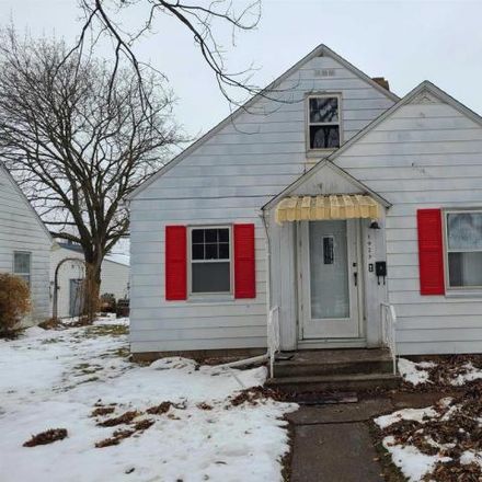 Rent this 3 bed house on 1927 4th Street in Moline, IL 61265