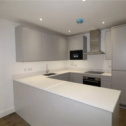 Rent this 2 bed apartment on Elmhurst School for Boys in 44-48 South Park Hill Road, London