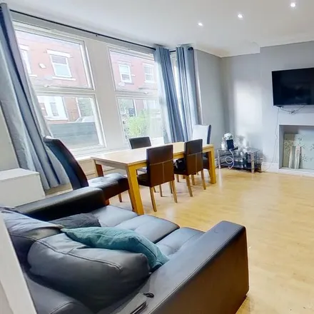 Rent this 6 bed house on Canterbury Road in Leeds, LS6 3EJ